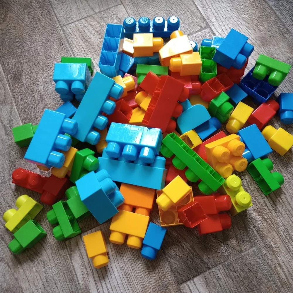 Mega blocks multicolor Fisher Price 85 piece clean good condition